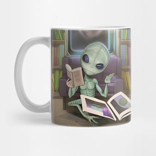 Believe in Yourself Funny an Alien reading a Book Mug